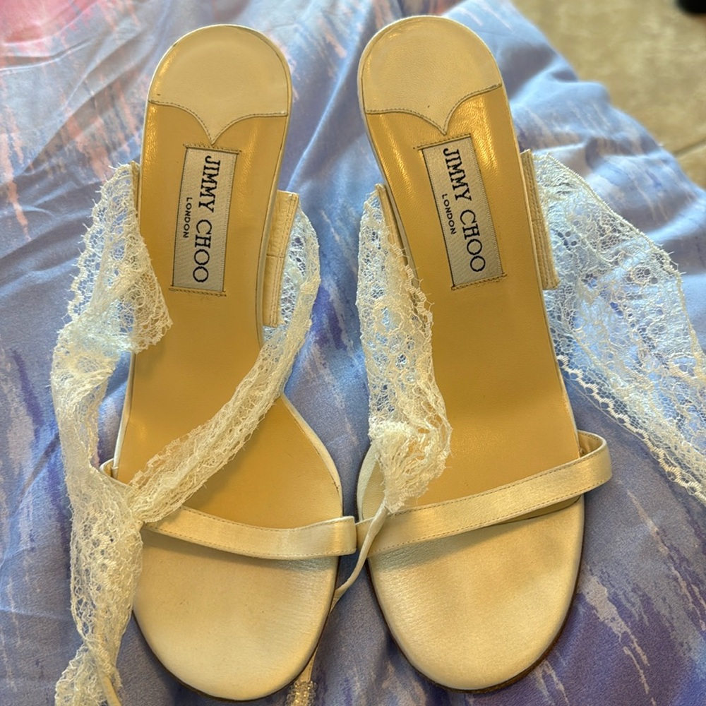 Jimmy choo size  38 /7.5 White